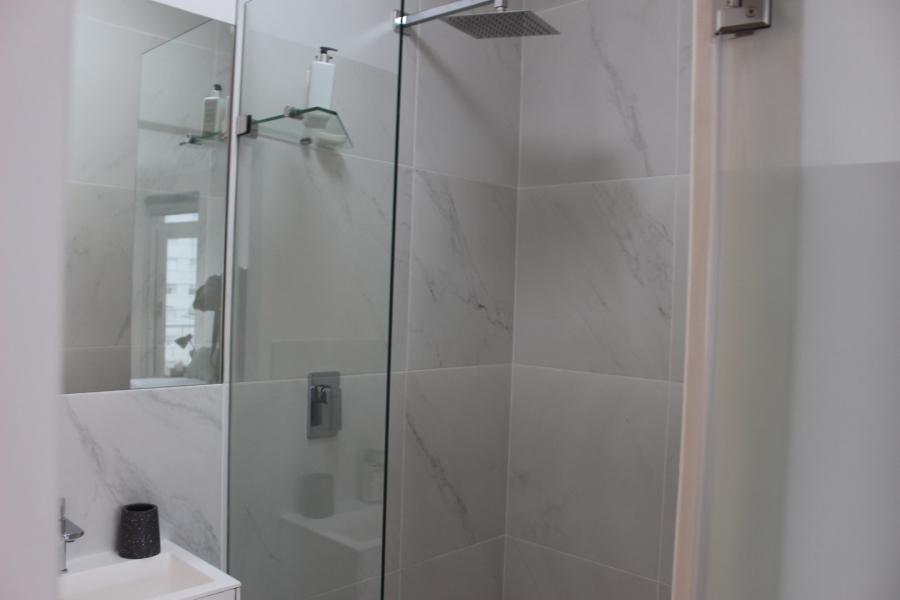 To Let 2 Bedroom Property for Rent in Sea Point Western Cape